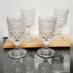Vintage Anchor Hocking Wexford set of 4 wine glasses